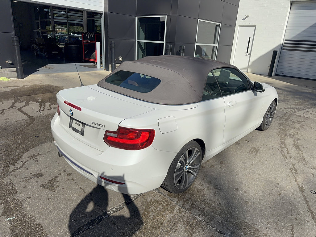 Used 2017 BMW 230i xDrive Convertible AWD/4WD image 9