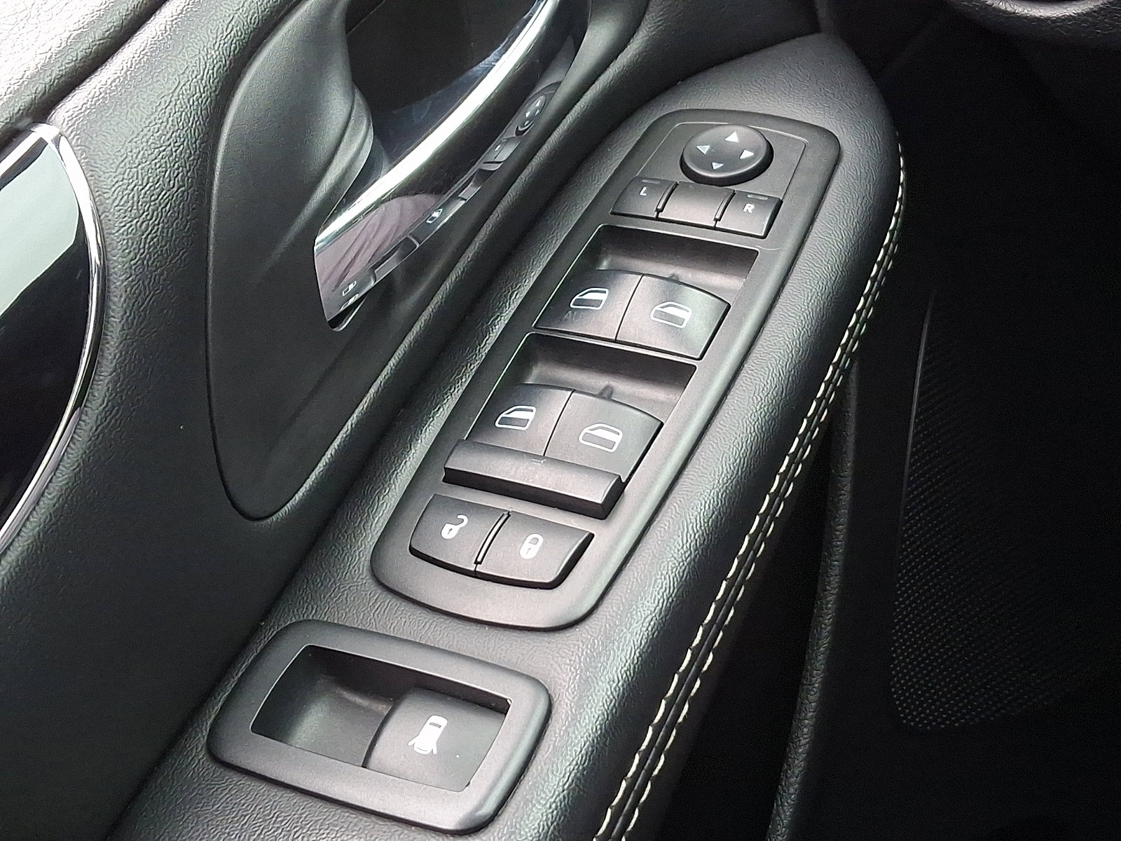 Used 2019 Dodge Grand Caravan SE image 24