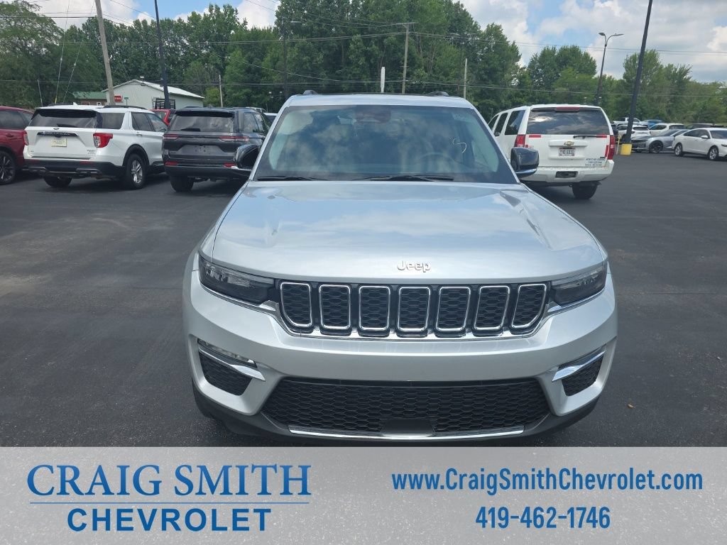 Used 2023 Jeep Grand Cherokee Limited AWD/4WD image 11