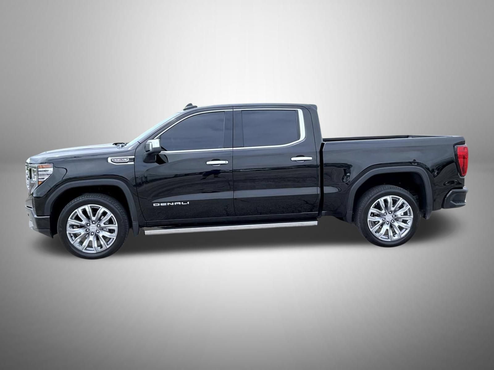 Certified 2026 GMC Sierra 1500 Denali w/ Denali Reserve Package AWD/4WD image 10