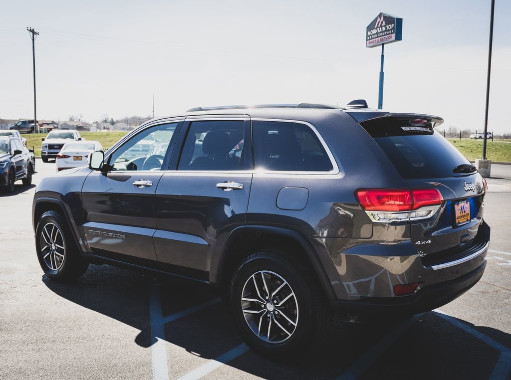 Used 2018 Jeep Grand Cherokee Limited image 28