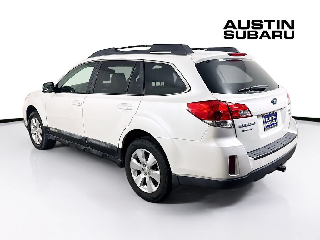 Used 2010 Subaru Outback 3.6R Limited AWD/4WD image 5