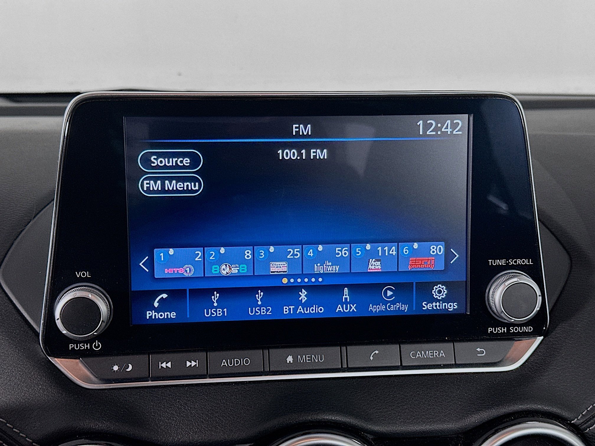 Used 2024 Nissan Sentra SV image 21