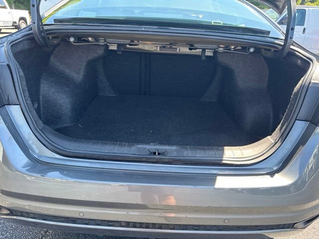 Used 2024 Nissan Altima 2.5 SV FWD image 12