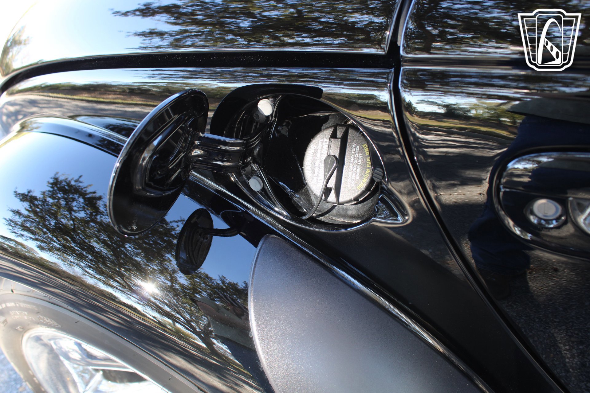 Used 2000 Plymouth Prowler RWD image 39