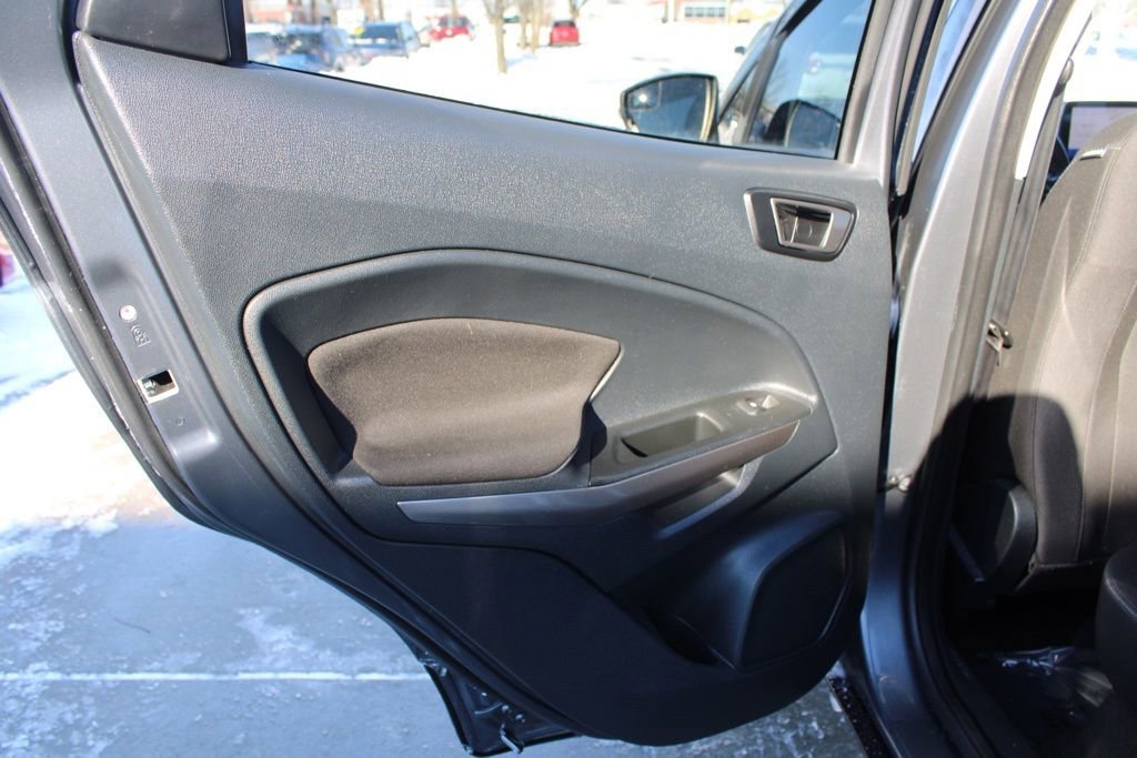 Used 2020 Ford EcoSport SE image 25
