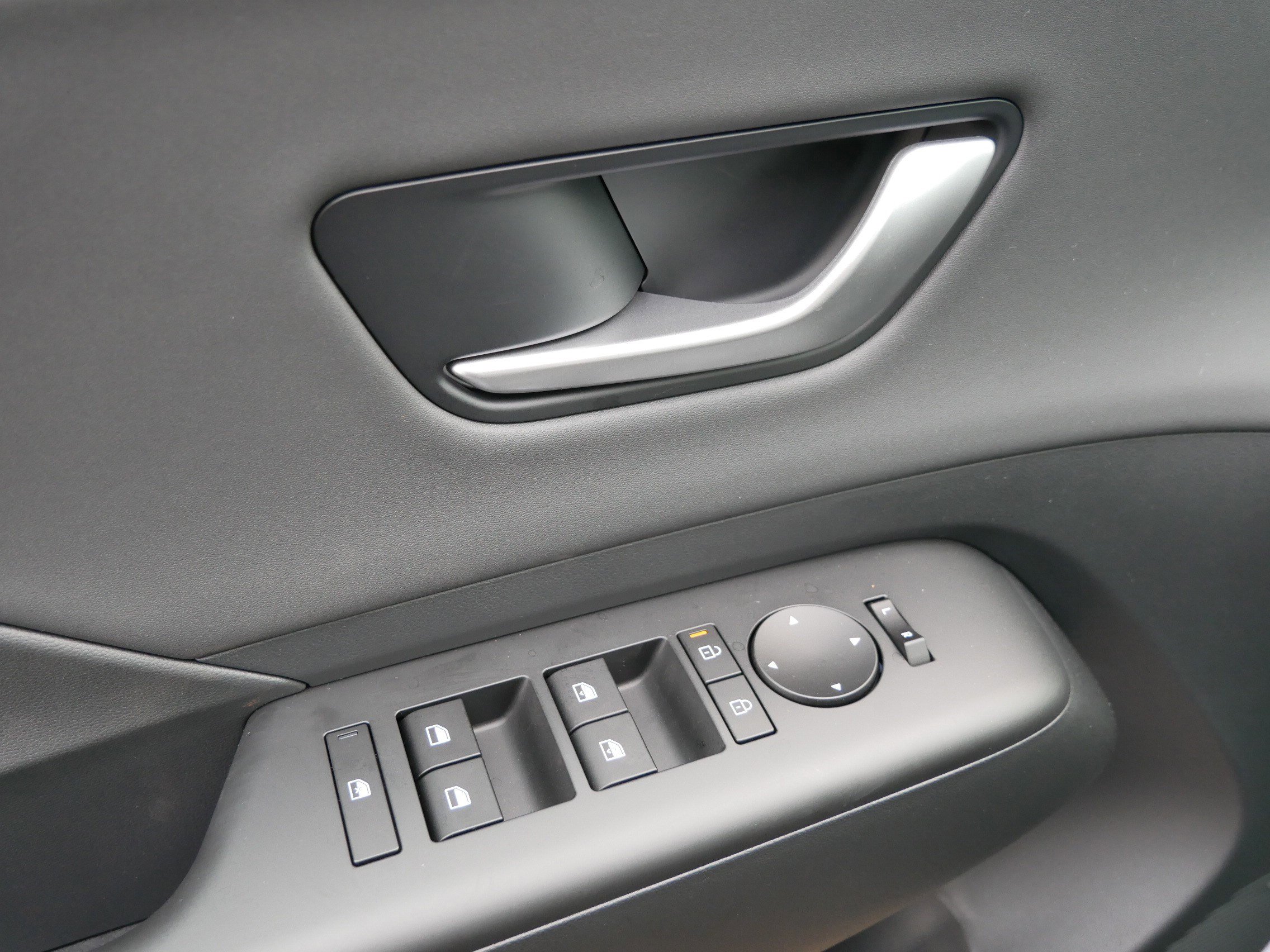 New 2026 Hyundai Kona Limited image 12