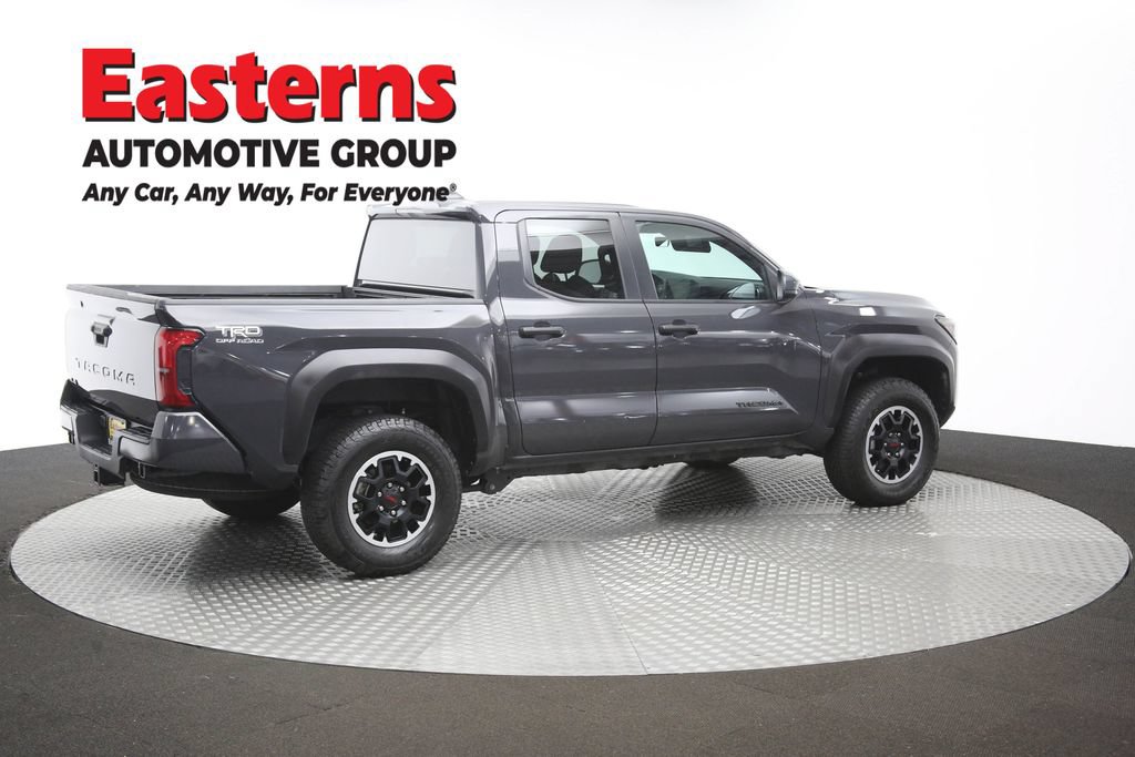 Used 2025 Toyota Tacoma TRD Off-Road AWD/4WD image 40