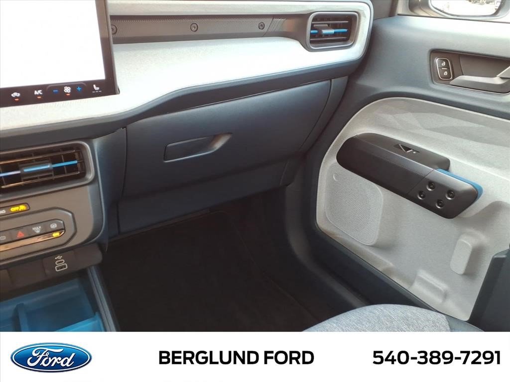 Used 2025 Ford Maverick XLT w/ XLT Luxury Package AWD/4WD image 32