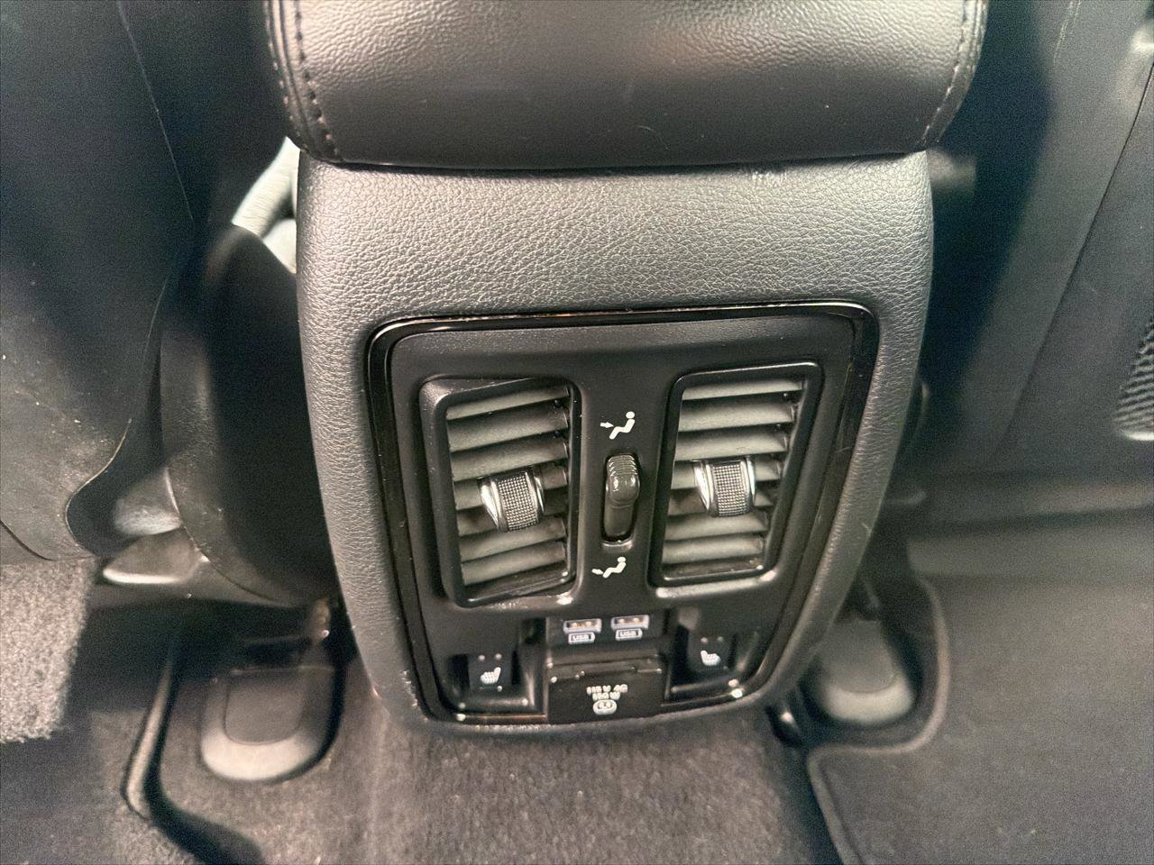 Used 2019 Dodge Durango GT AWD/4WD image 22