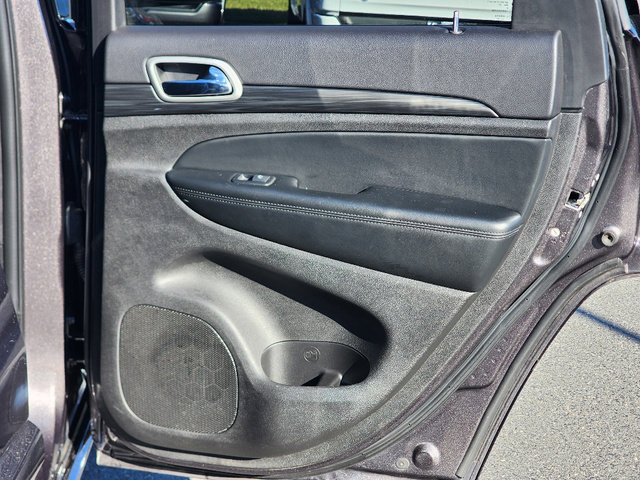 Certified 2021 Jeep Grand Cherokee Laredo X image 30