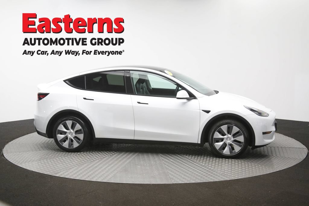Used 2021 Tesla Model Y Long Range AWD/4WD image 40