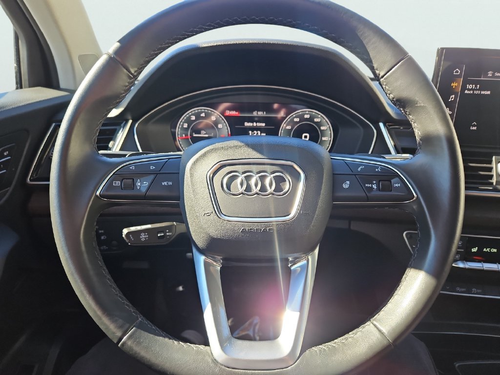 Used 2021 Audi Q5 2.0T Premium Plus AWD/4WD image 32
