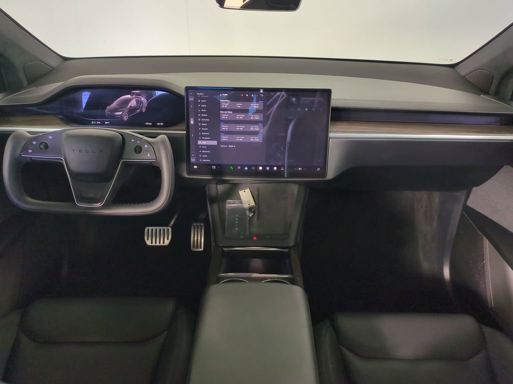 Used 2023 Tesla Model X image 18