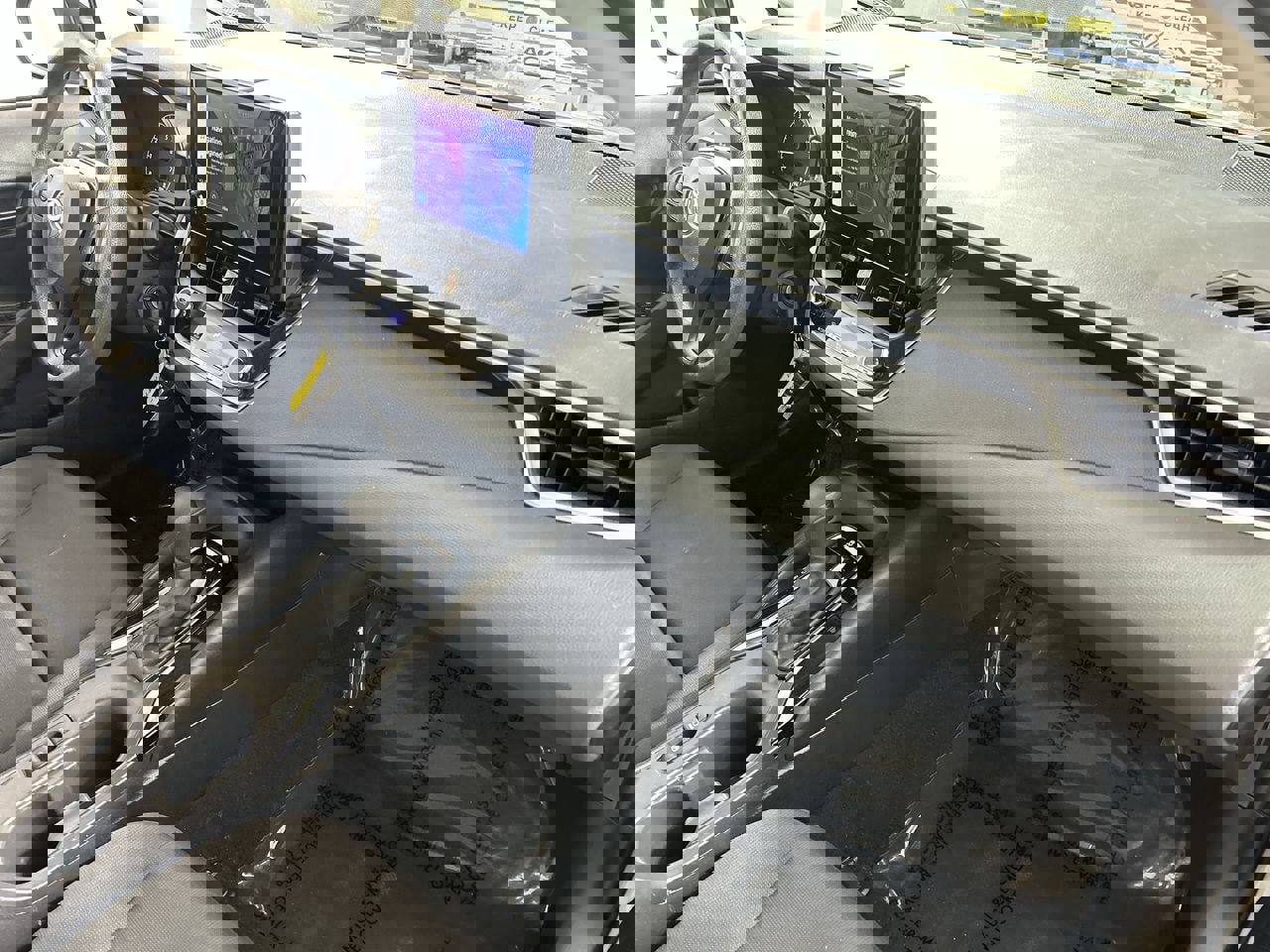 Used 2024 Toyota Corolla LE image 26