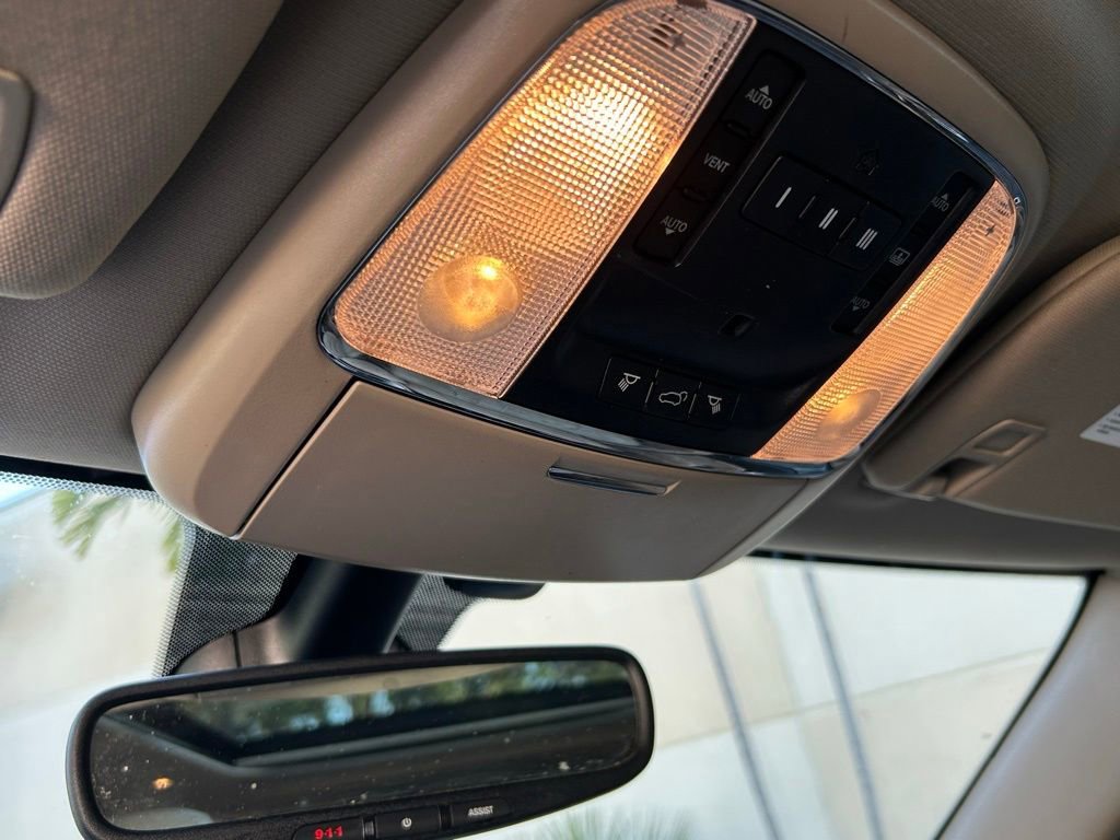 Used 2017 Jeep Grand Cherokee Limited w/ Luxury Group II image 25