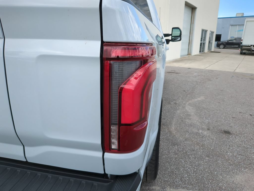 Used 2025 Ford F150 Platinum AWD/4WD image 16