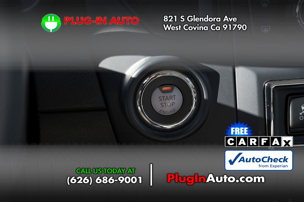 Used 2024 Nissan Titan SV w/ SV Convenience Package image 21