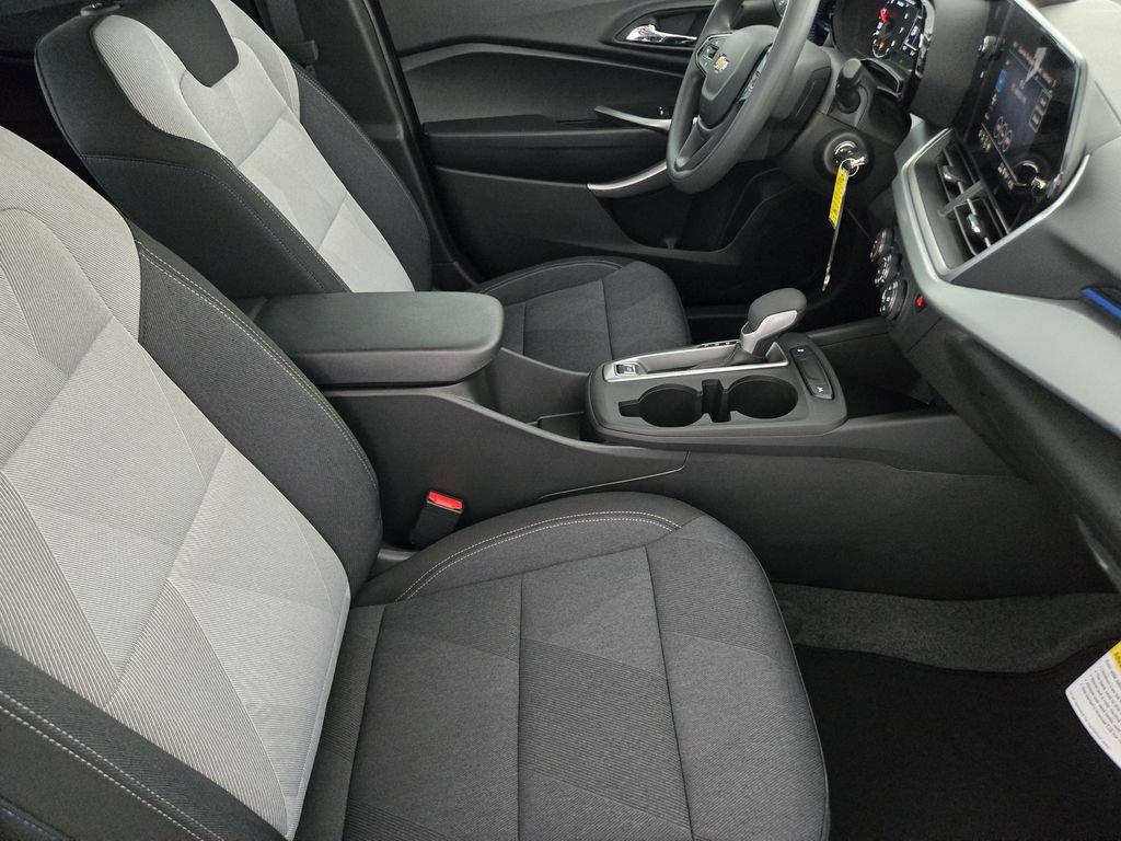 New 2026 Chevrolet Trax LS FWD image 16