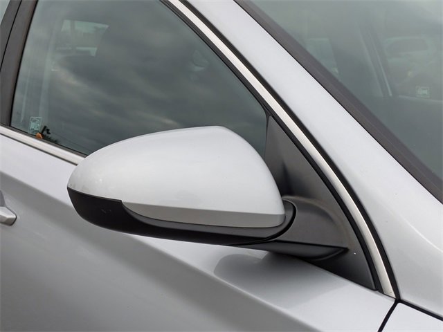 Used 2018 Hyundai Elantra GT image 11