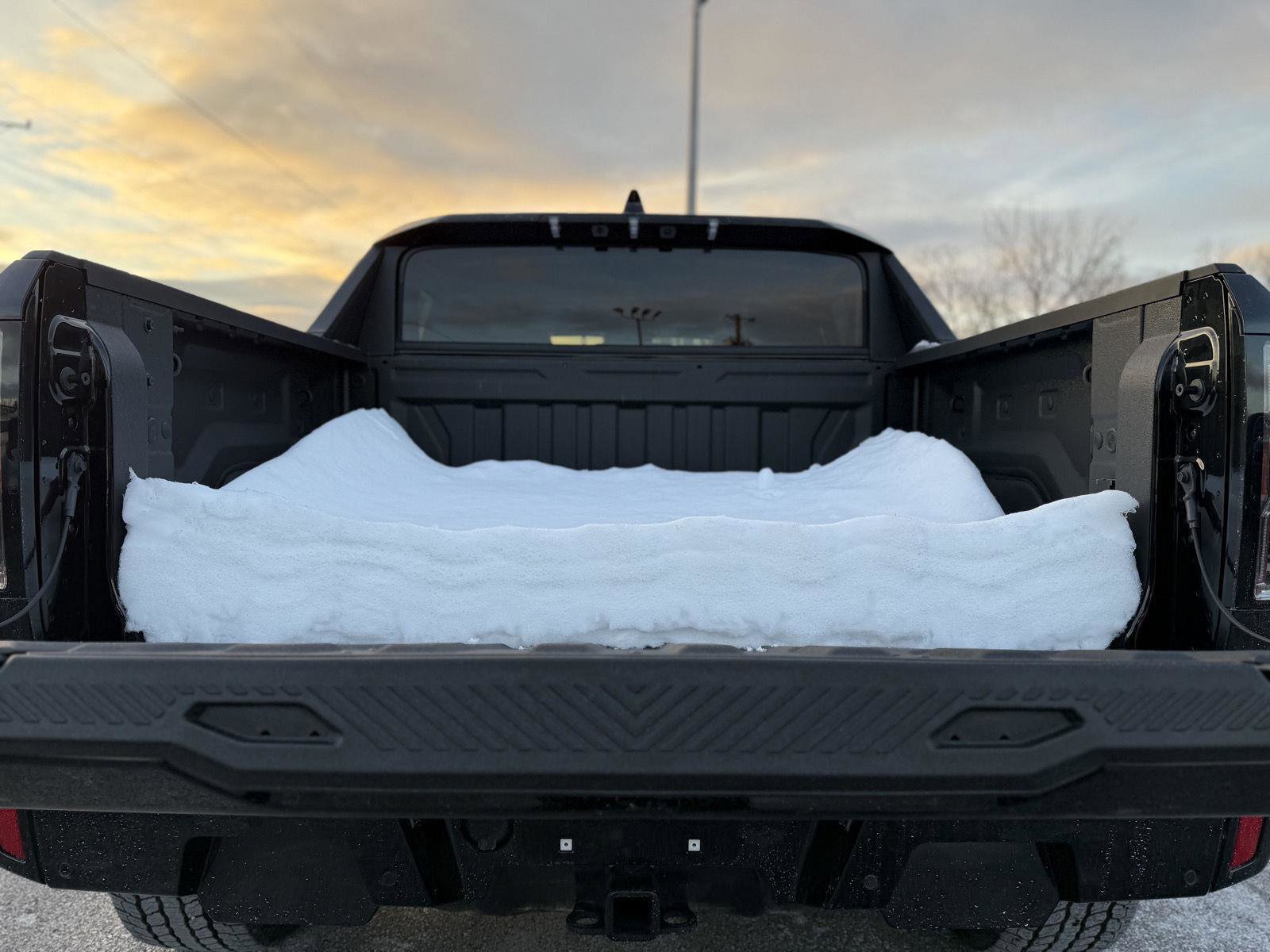 Certified 2025 GMC Hummer EV 2X AWD/4WD image 7
