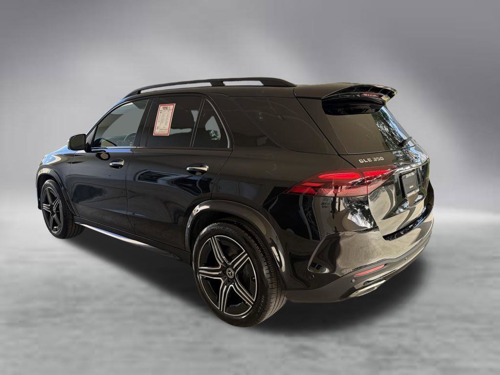 Used 2025 Mercedes-Benz GLE 350 4MATIC w/ AMG Line Exterior image 4