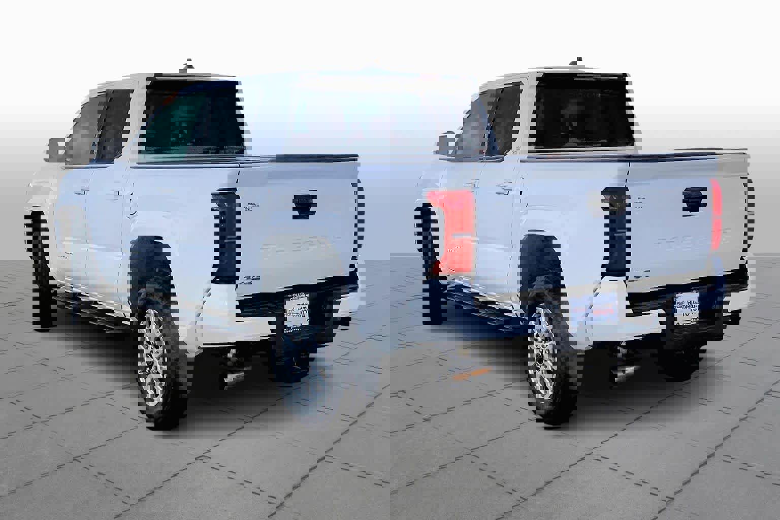 Used 2024 Toyota Tacoma SR5 image 22