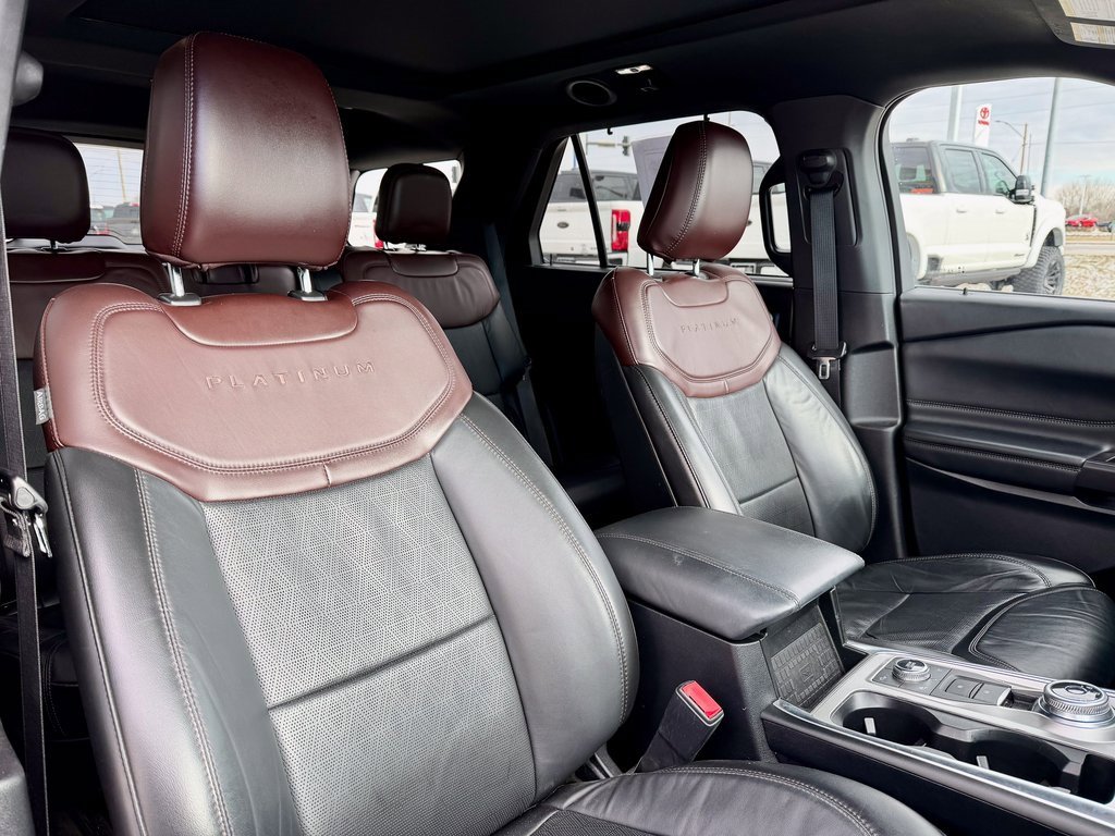 Certified 2020 Ford Explorer Platinum w/ Premium Technology Package image 21