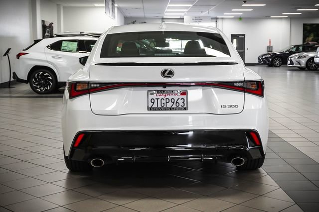 Certified 2025 Lexus IS 300 F Sport image 7