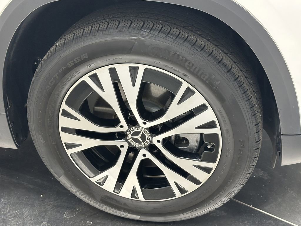 Certified 2025 Mercedes-Benz GLA 250 image 12