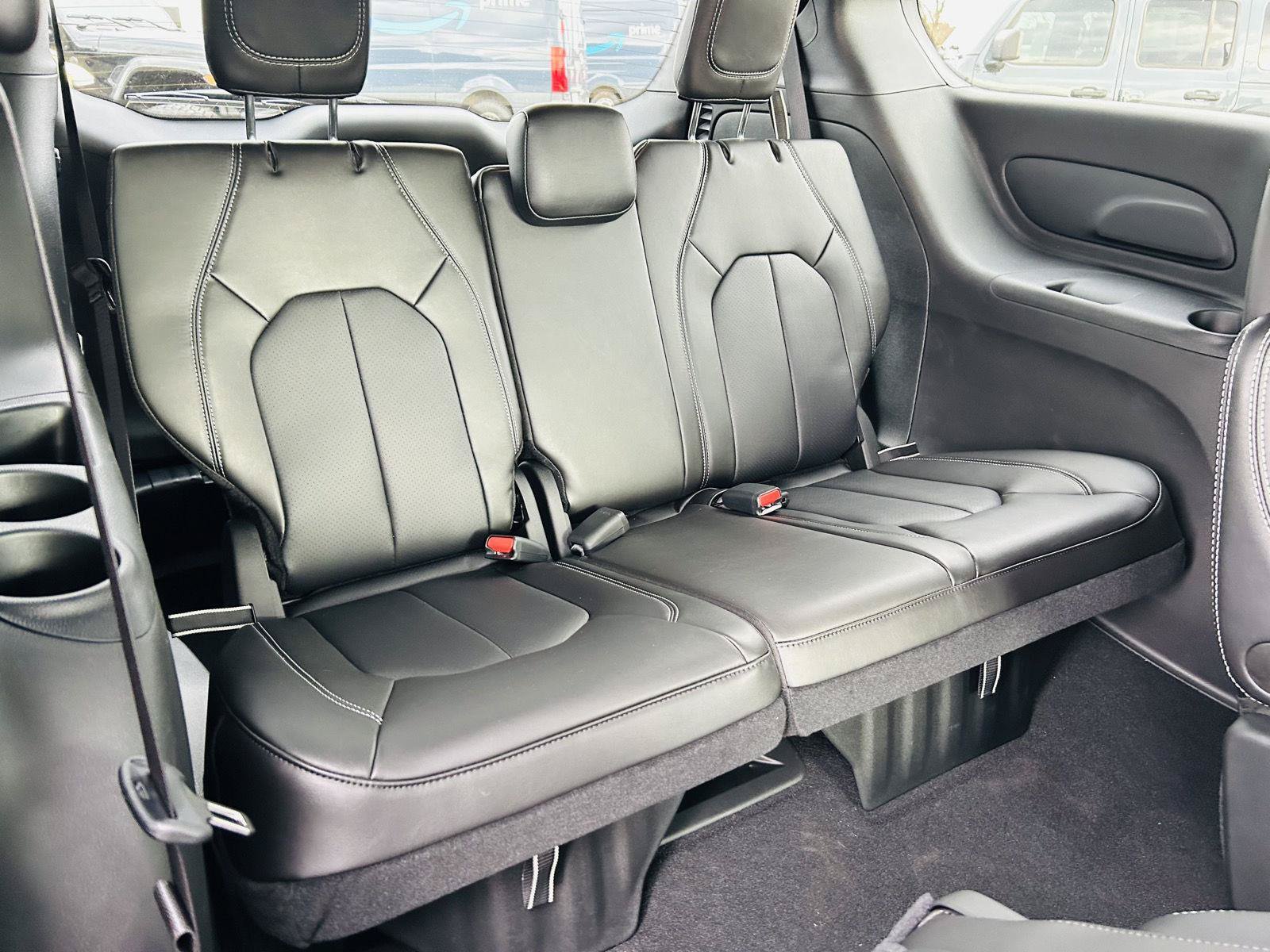 New 2026 Chrysler Voyager LX FWD image 31