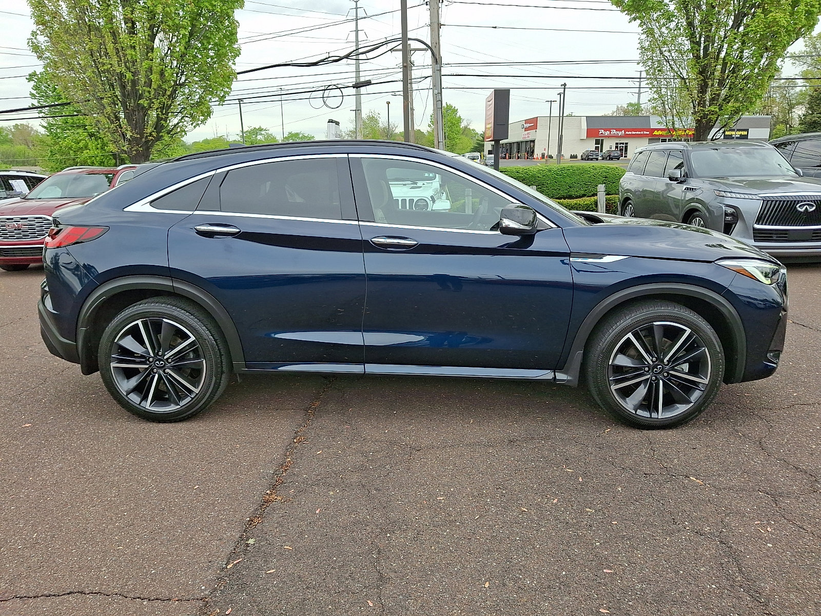 Certified 2023 INFINITI QX55 Essential AWD/4WD image 7