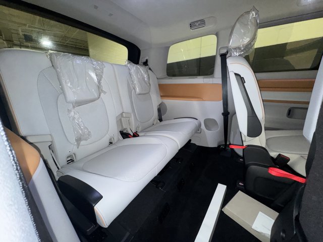 New 2025 Volkswagen ID. Buzz Pro S Plus image 17