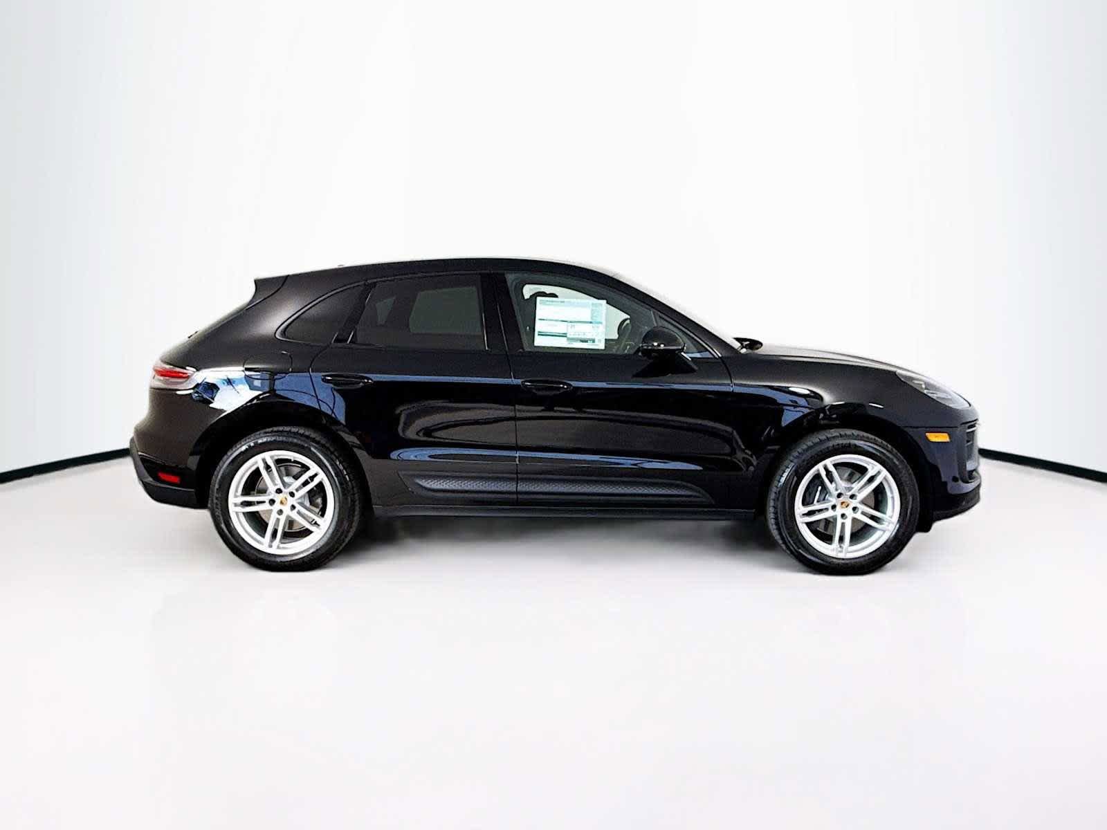 New 2026 Porsche Macan AWD/4WD image 8