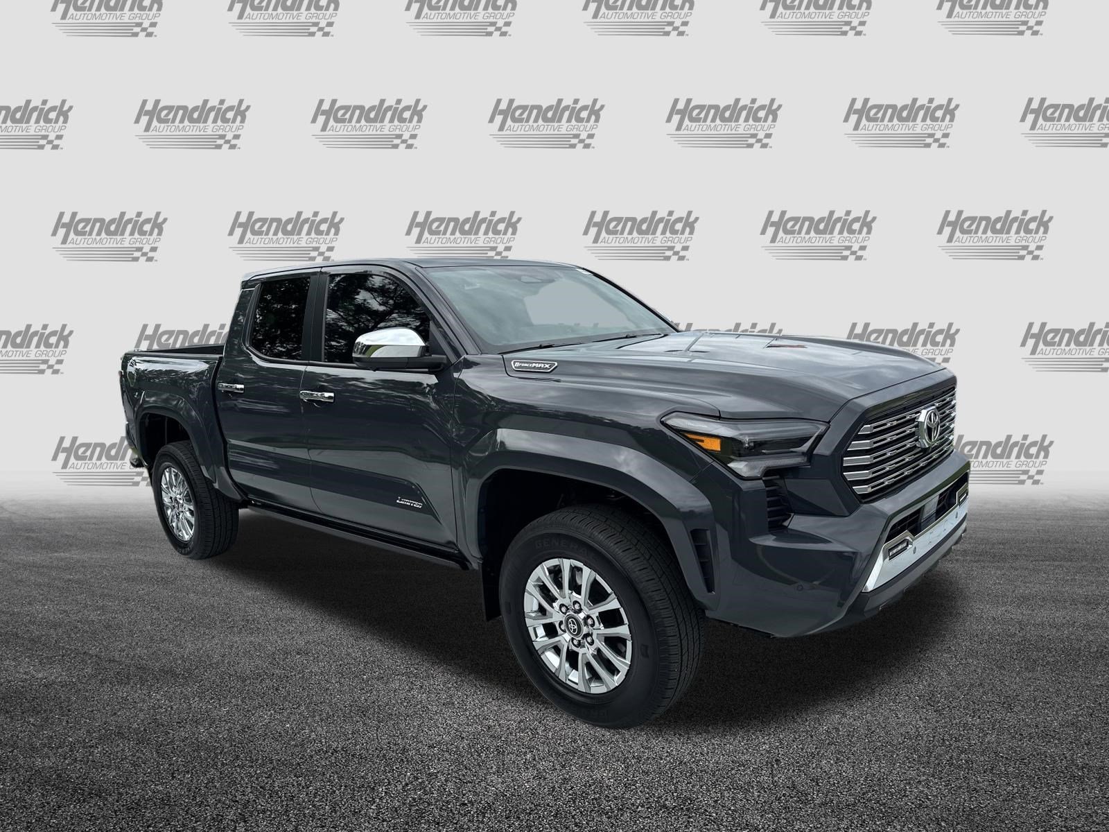 Certified 2025 Toyota Tacoma Limited AWD/4WD image 2