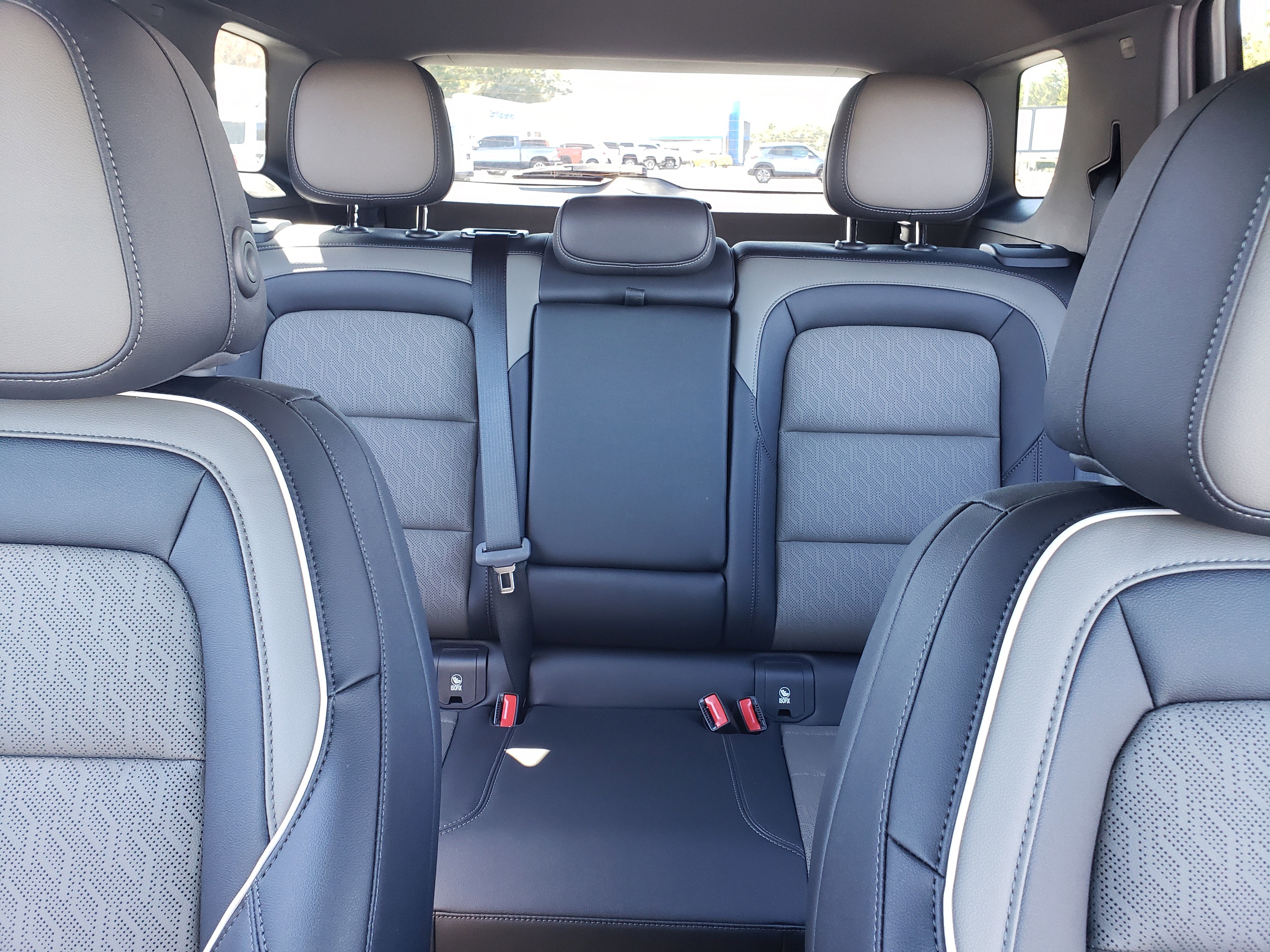 New 2026 Chevrolet Equinox LT w/ Convenience Package II image 32