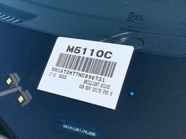 Used 2017 Nissan Rogue S FWD image 35