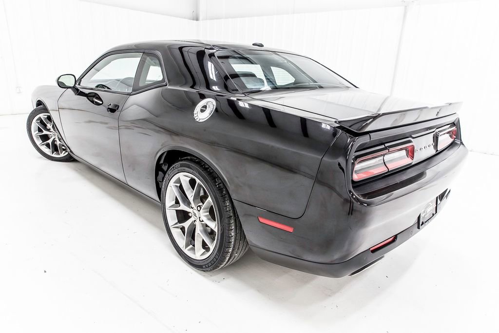 Used 2022 Dodge Challenger GT image 6