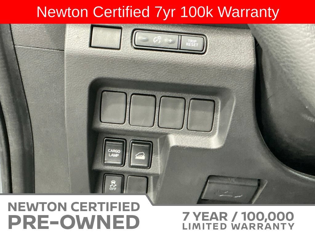 Used 2023 Nissan Frontier SV w/ Tow Package AWD/4WD image 32