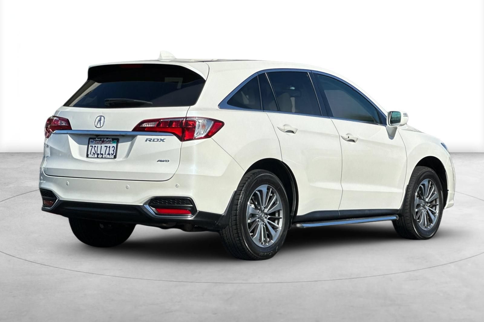Used 2017 Acura RDX w/ Advance Package AWD/4WD image 6