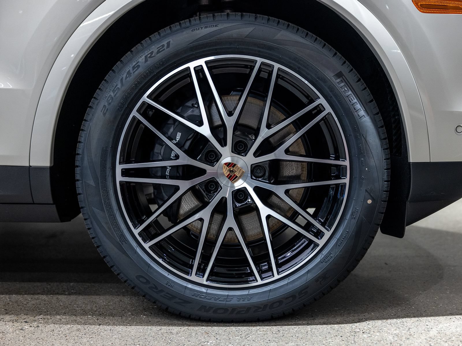 New 2026 Porsche Cayenne Coupe AWD/4WD image 21