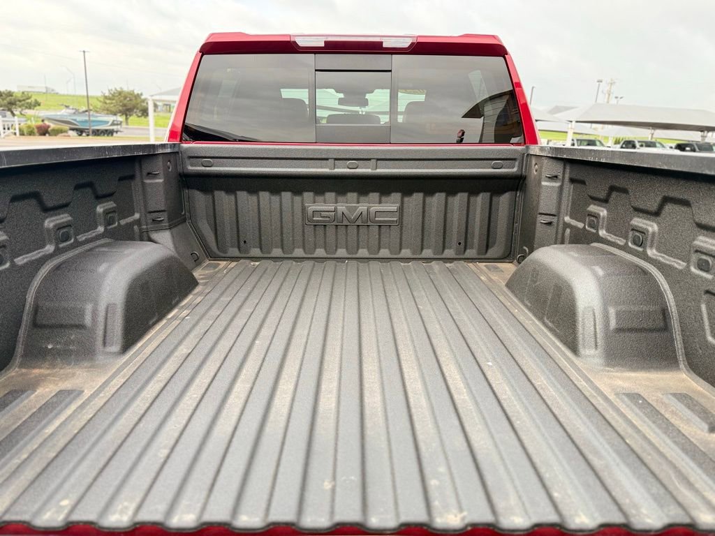 Used 2023 GMC Sierra 1500 SLT w/ SLT Premium Plus Package AWD/4WD image 7