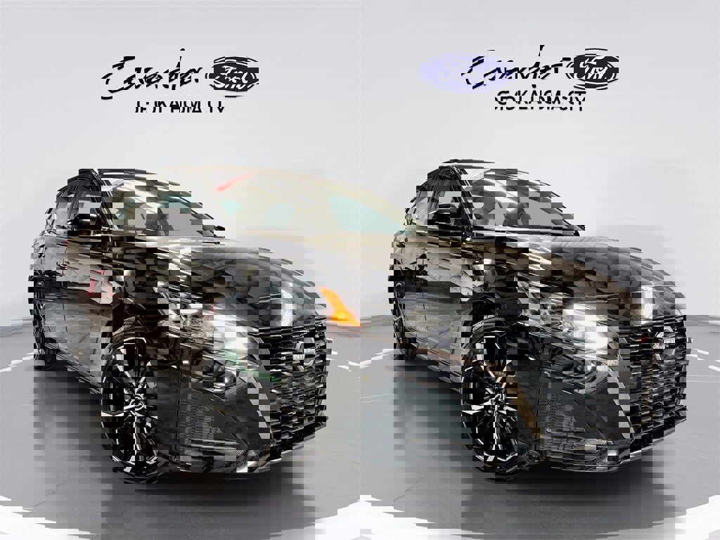 Used 2024 Nissan Altima 2.5 SR image 1