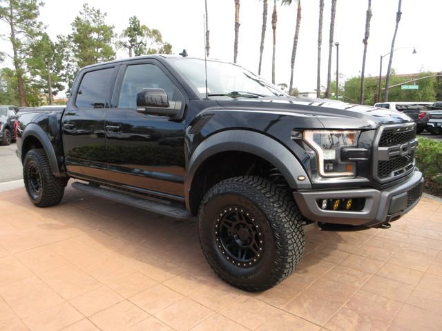 Used 2019 Ford F150 Raptor w/ Equipment Group 802A Luxury image 6