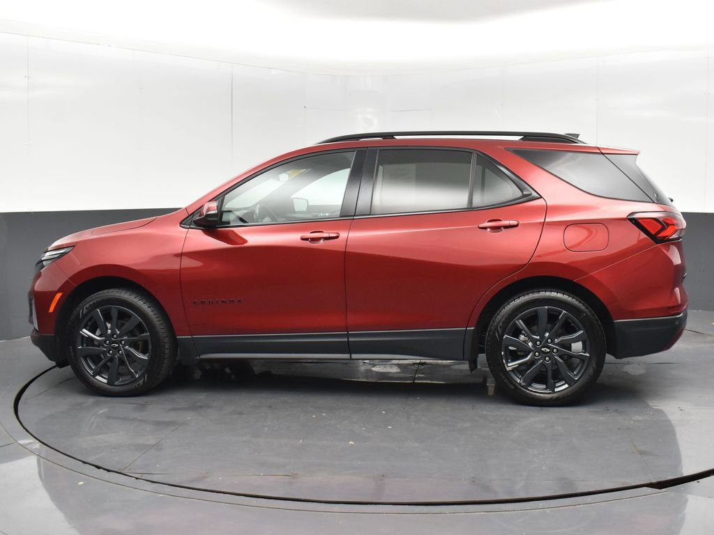 Used 2022 Chevrolet Equinox RS w/ RS Leather Package image 11