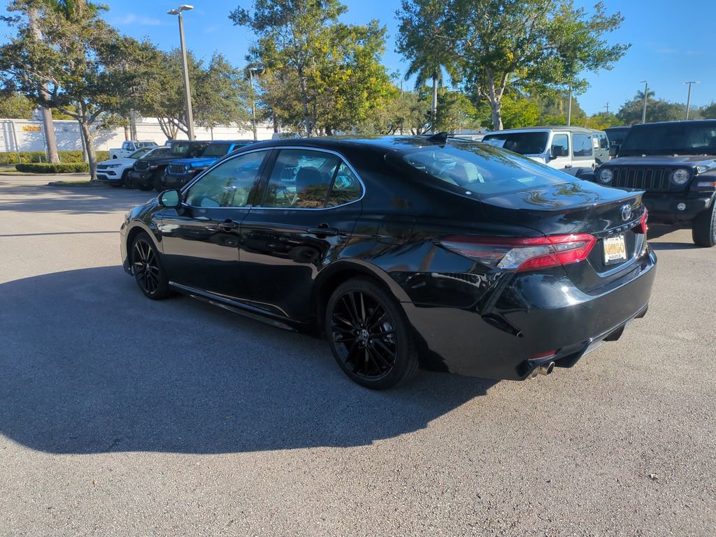 Used 2023 Toyota Camry XSE image 8