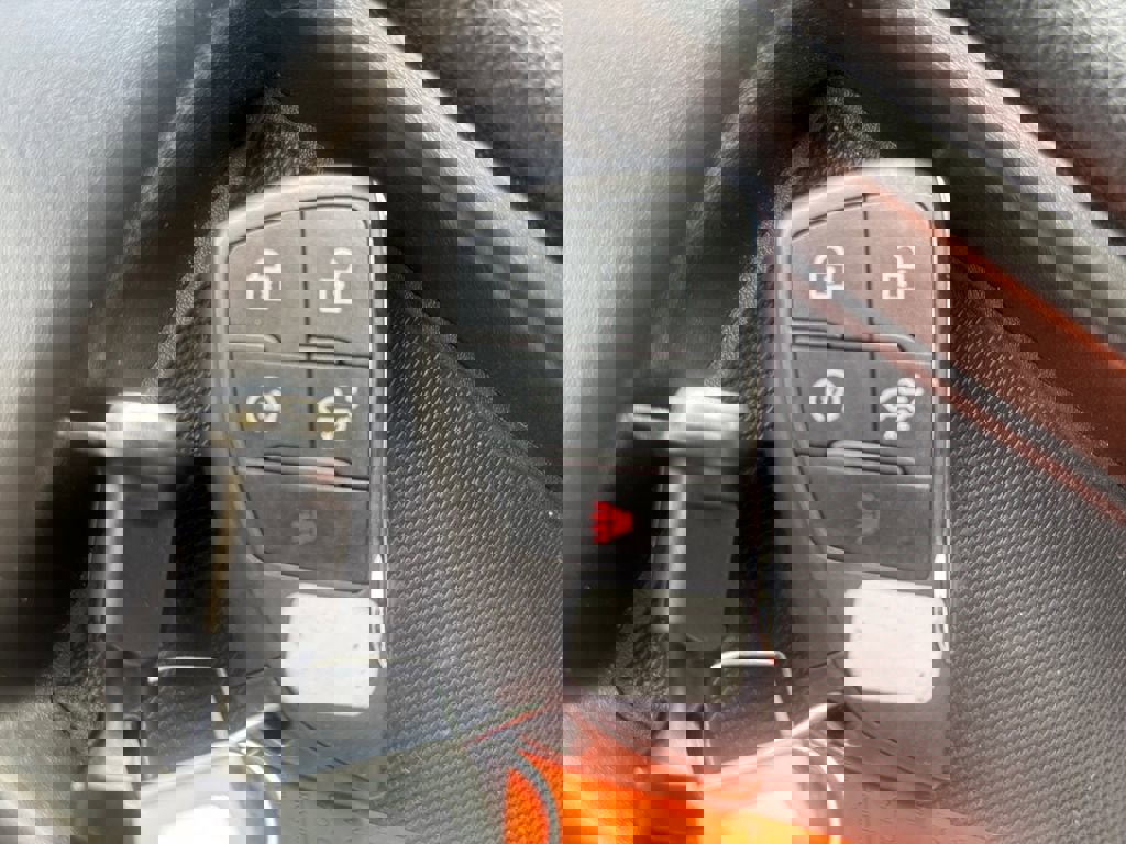 Used 2023 Chevrolet Silverado 1500 Custom AWD/4WD image 20