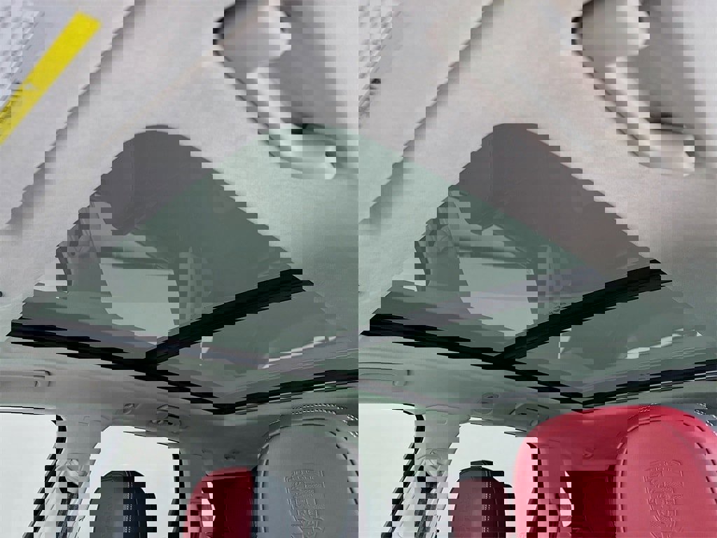 New 2026 Porsche Cayenne Turbo image 24