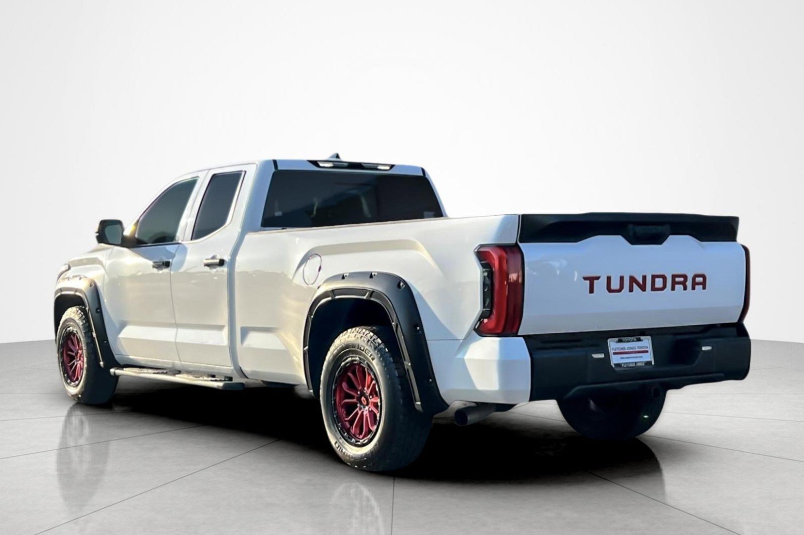 Used 2022 Toyota Tundra SR image 3