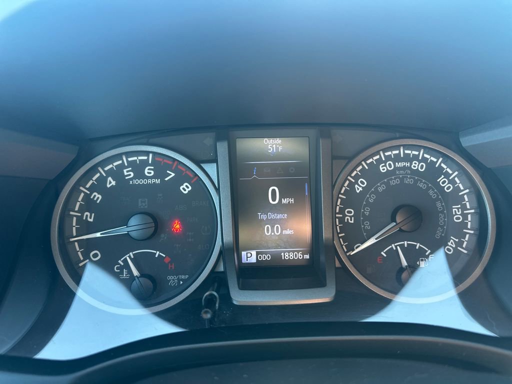Used 2023 Toyota Tacoma TRD Off-Road image 20